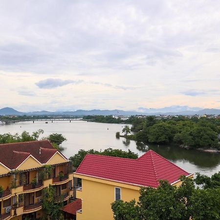 Purple Hue - Charming Riverside ภายนอก รูปภาพ